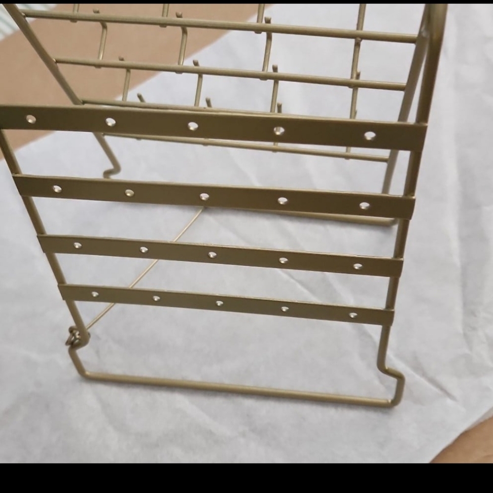Jewelry organizer stand